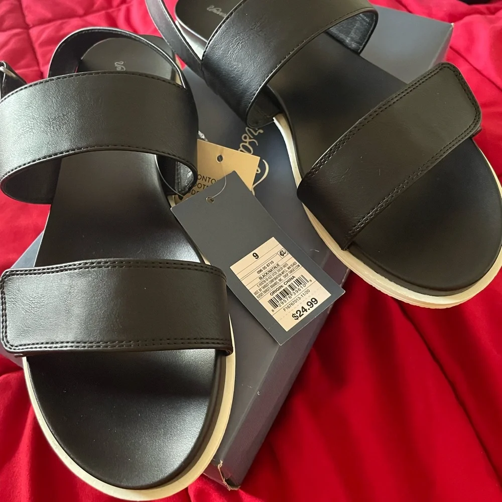 Womens sandals size 9 - Picture 3 of 7